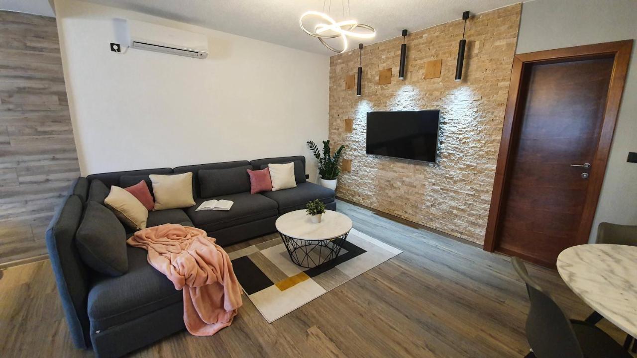 Apartments Lucic 斯诺基 外观 照片